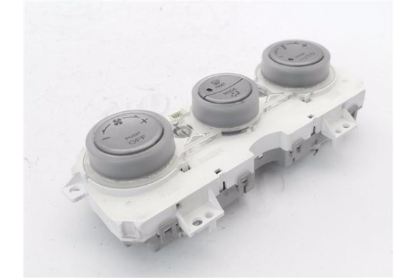 Recambio de mandos calefaccion / a.a. para mazda 6 berlina (gg) 2.0 referencia OEM IAM E0002D  