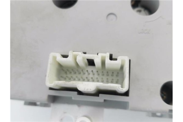 Recambio de mandos calefaccion / a.a. para mazda 6 berlina (gg) 2.0 referencia OEM IAM E0002D  