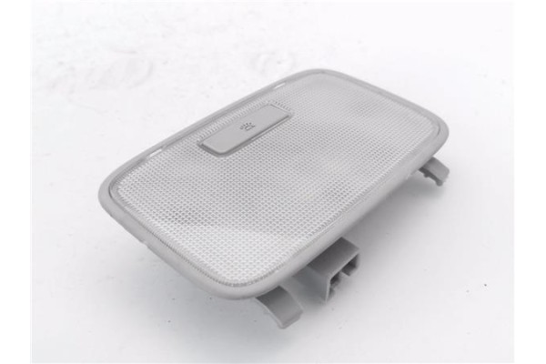 Recambio de luz interior techo para hyundai i30 (gd) 1.4 base referencia OEM IAM 928503XXXX  