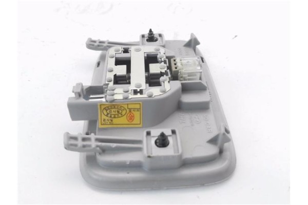 Recambio de luz interior techo para hyundai i30 (gd) 1.4 base referencia OEM IAM 928503XXXX  