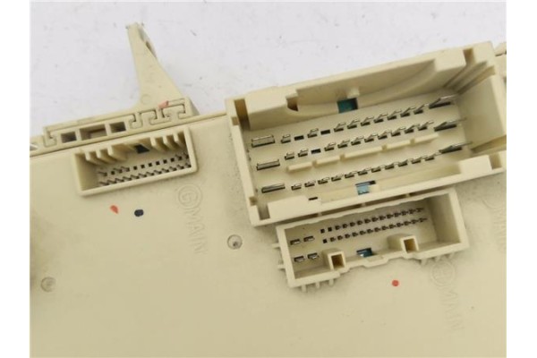 Recambio de caja fusibles/rele para hyundai i30 (gd) 1.4 base referencia OEM IAM 91955A5040  