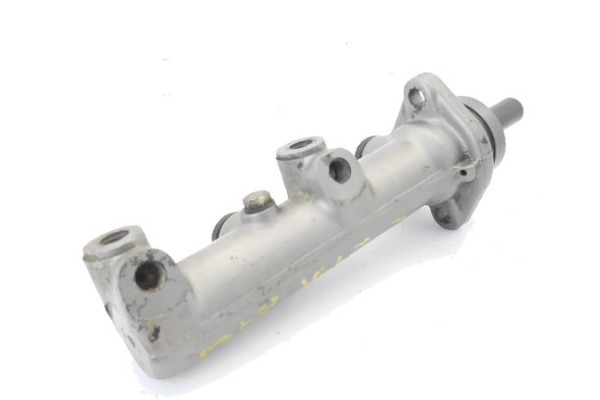 Recambio de bomba freno para fiat croma (154) 2.0 i.e. referencia OEM IAM 71739993  