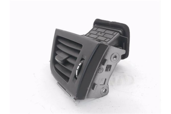 Recambio de rejilla entrada de aire para hyundai i30 (gd) 1.4 base referencia OEM IAM 97490A6000  