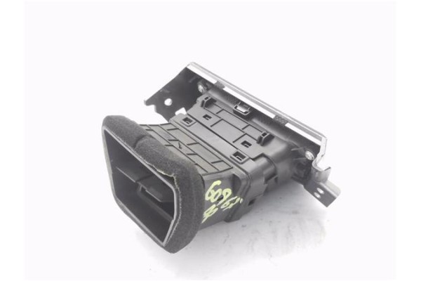 Recambio de rejilla entrada de aire para hyundai i30 (gd) 1.4 base referencia OEM IAM 97490A6000  