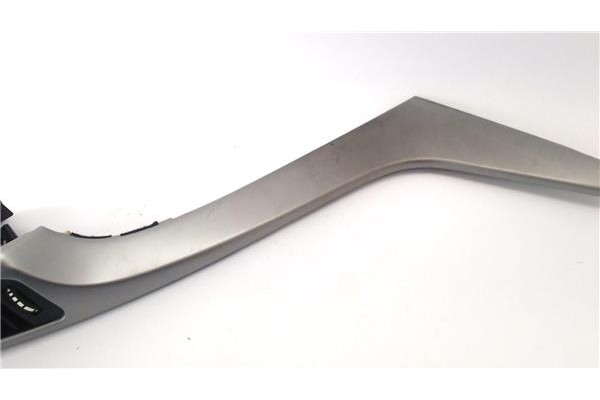 Recambio de rejilla entrada de aire para hyundai i30 (gd) 1.4 base referencia OEM IAM 97420A6000  