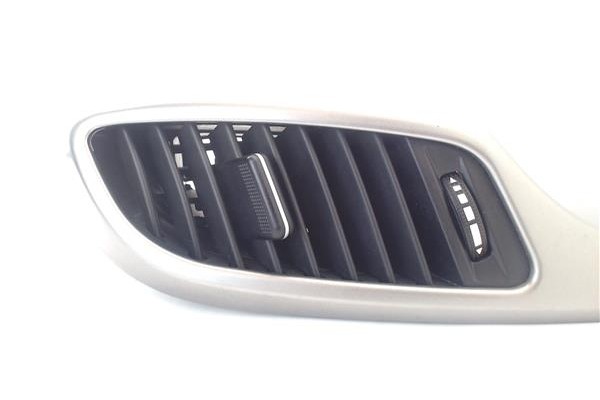 Recambio de rejilla entrada de aire para hyundai i30 (gd) 1.4 base referencia OEM IAM 97420A6000  