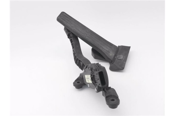 Recambio de pedal acelerador para hyundai i30 (gd) 1.4 base referencia OEM IAM 327003XXXX  
