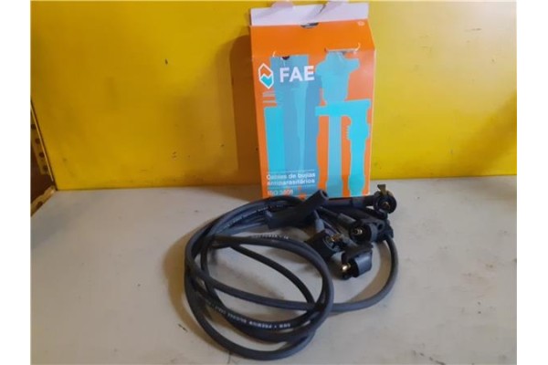 Recambio de juego cables bujias para ford fiesta berlina 1.3 básico referencia OEM IAM  85112 