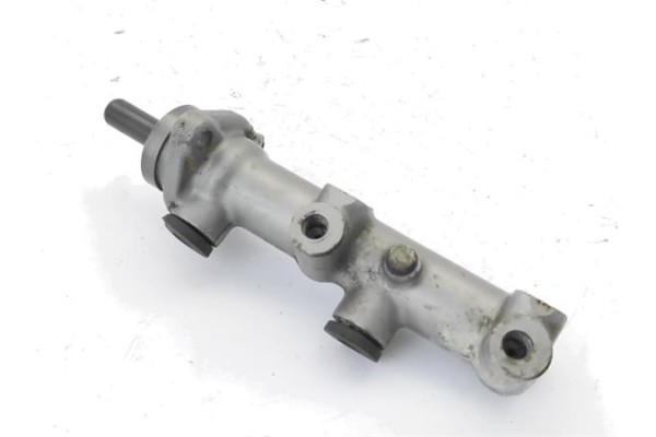 Recambio de bomba freno para fiat croma (154) 2.0 i.e. referencia OEM IAM 71739993  