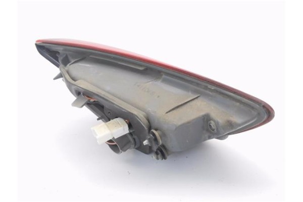 Recambio de piloto porton trasero derecho para hyundai i30 (gd) 1.4 base referencia OEM IAM R92404A50  