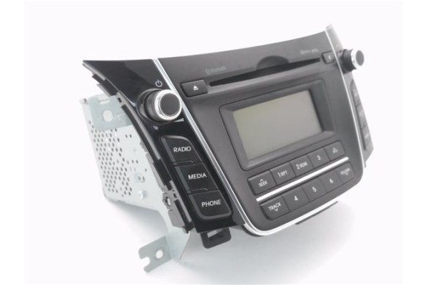 Recambio de autoradio para hyundai i30 (gd) 1.4 base referencia OEM IAM 96170A6210GU  