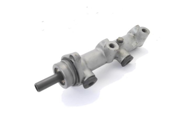 Recambio de bomba freno para fiat croma (154) 2.0 i.e. referencia OEM IAM 71739993  