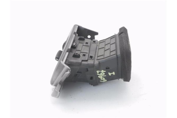 Recambio de rejilla entrada de aire para hyundai i30 (gd) 1.4 base referencia OEM IAM 97480A6000  