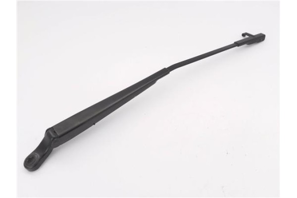 Recambio de brazo limpiaparabrisas delantero derecho para renault modus i 1.5 dci (fp0f, jp0f) referencia OEM IAM 8200360824A  