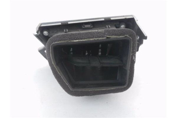 Recambio de rejilla entrada de aire para hyundai i30 (gd) 1.4 base referencia OEM IAM 97480A6000  