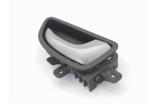 Recambio de manilla int. puerta trasero derecha para hyundai i30 (gd) 1.4 base referencia OEM IAM 82623GD000 82621A5000 