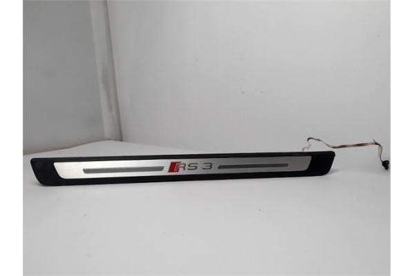 Recambio de moldura puerta delantero izquierda para audi rs3 sportback (8vf) 2.5 tfsi quattro referencia OEM IAM 8V4947417B 5765 Recambio de moldura puerta delantero izquierda para audi rs3 sportback (8vf) 2.5 tfsi quattro referencia OEM IAM 8V4947417B 5765