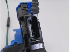 Recambio de cierre electromagnetico trasero derecho para hyundai i30 (gd) 1.4 base referencia OEM IAM 81420A6000  