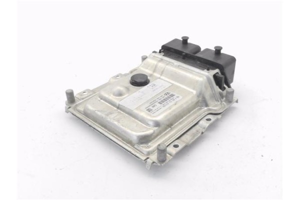 Recambio de centralita para hyundai i30 (gd) 1.4 base referencia OEM IAM 3919903NA0S0000 0261S11813 
