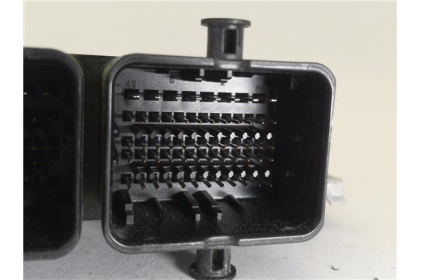 Recambio de centralita para hyundai i30 (gd) 1.4 base referencia OEM IAM 3919903NA0S0000 0261S11813 