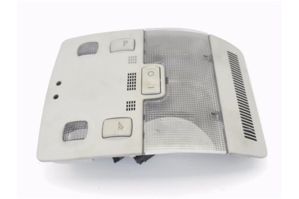 Recambio de luz delantero central techo para audi a3 (8p1) 2.0 tdi 16v referencia OEM IAM 8E0947135E  