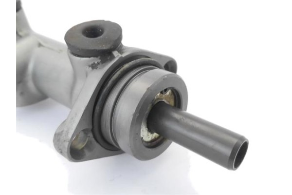Recambio de bomba freno para fiat croma (154) 2.0 i.e. referencia OEM IAM 71739993  
