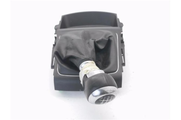 Recambio de pomo palanca cambio para hyundai i30 (gd) 1.4 base referencia OEM IAM K0HGD8120  
