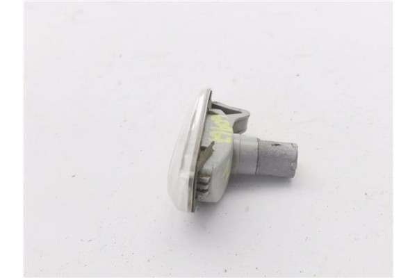 Recambio de piloto intermitente lat. delantero izquierdo para hyundai i30 (gd) 1.4 base referencia OEM IAM 923031R0  