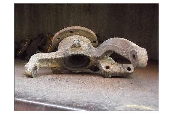 Recambio de mangueta delantero izquierda para fiat fiorino (147) 1.7 diesel referencia OEM IAM   