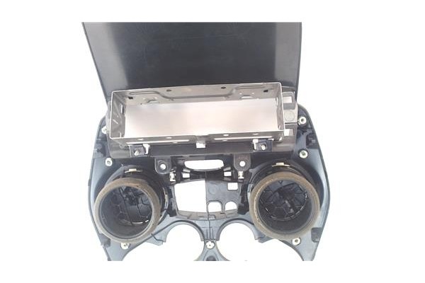 Recambio de embellecedor consola central para ford ka (ccu) 1.2 referencia OEM IAM 735436283  