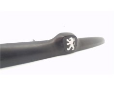 Recambio de moldura porton trasero para peugeot 206 1.1 i referencia OEM IAM 9629038877 9628745877 