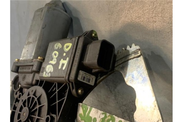 Recambio de mecanismo elevalunas delantero izquierdo para opel vectra b berlina 2.0 dti 16v referencia OEM IAM 0536004401  