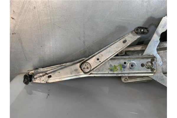 Recambio de mecanismo elevalunas delantero izquierdo para opel vectra b berlina 2.0 dti 16v referencia OEM IAM 0536004401  