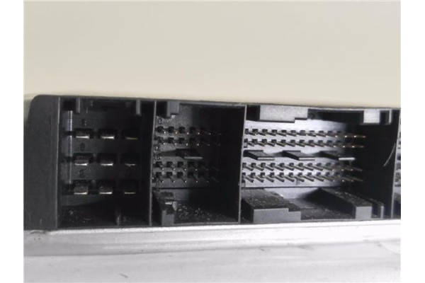 Recambio de centralita para mercedes-benz clase e (bm 210) berlina 2.6 240 (210.062) referencia OEM IAM A1121530079 261207117 