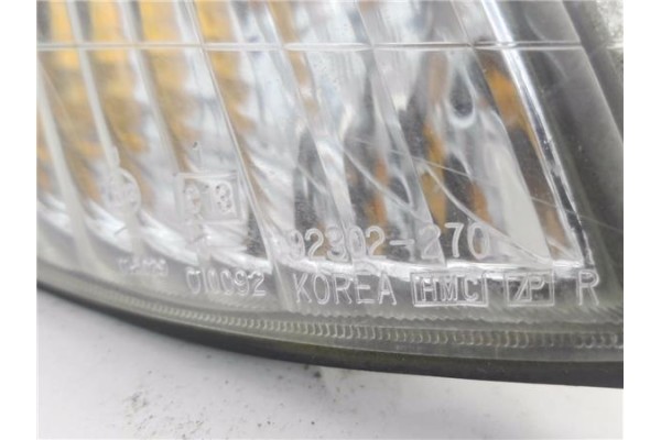 Recambio de intermitente delantero dcho para hyundai coupe (j2) 2.0 referencia OEM IAM 92302270  