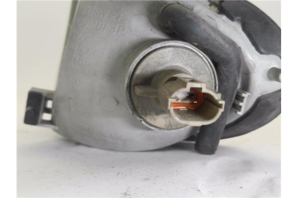 Recambio de intermitente delantero dcho para hyundai coupe (j2) 2.0 referencia OEM IAM 92302270  