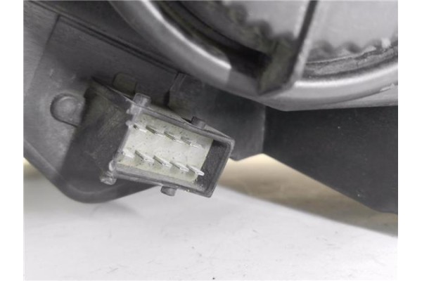 Recambio de faro delantero dcho para opel corsa d 1.3 cdti referencia OEM IAM 95511328 90023427 