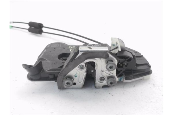 Recambio de cierre electromagnetico delantero derecho para citroen c1 1.0 city edition referencia OEM IAM B000846780 B000961880 