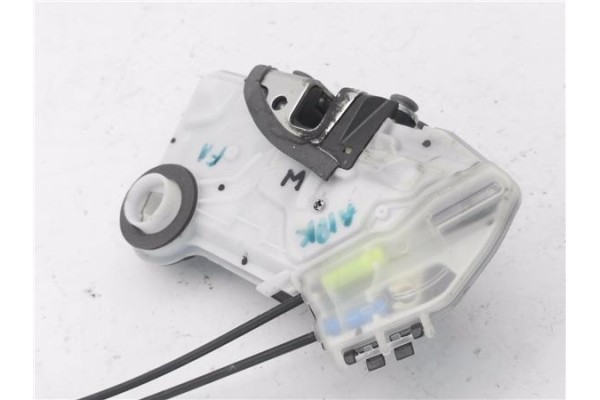 Recambio de cierre electromagnetico delantero derecho para citroen c1 1.0 city edition referencia OEM IAM B000846780 B000961880 