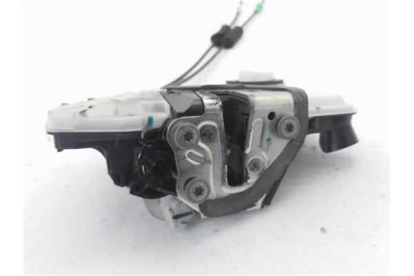 Recambio de cierre electromagnetico delantero derecho para citroen c1 1.0 city edition referencia OEM IAM B000846780 B000961880 