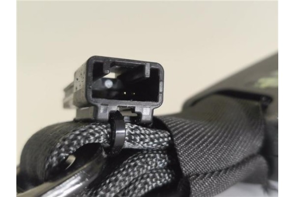 Recambio de anclaje cinturon trasero derecho para citroen c1 1.0 city edition referencia OEM IAM B0009051XX B0011390XX 