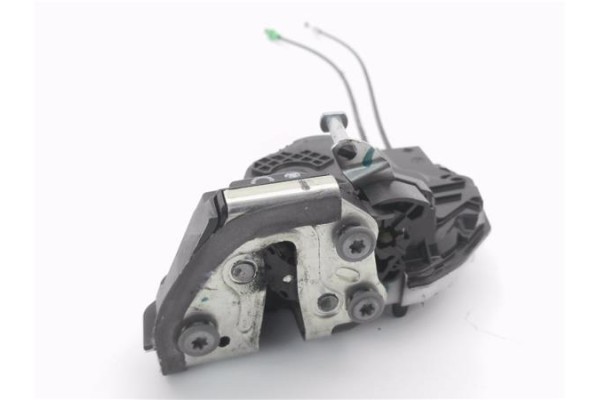 Recambio de cierre electromagnetico trasero derecho para citroen c1 1.0 city edition referencia OEM IAM B000950680  