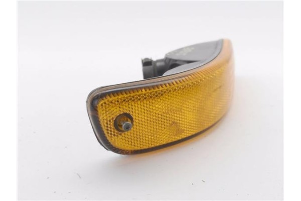 Recambio de intermitente delantero dcho para jeep cherokee (kj) 2.5 crd básico referencia OEM IAM 55155910 55155910AC 