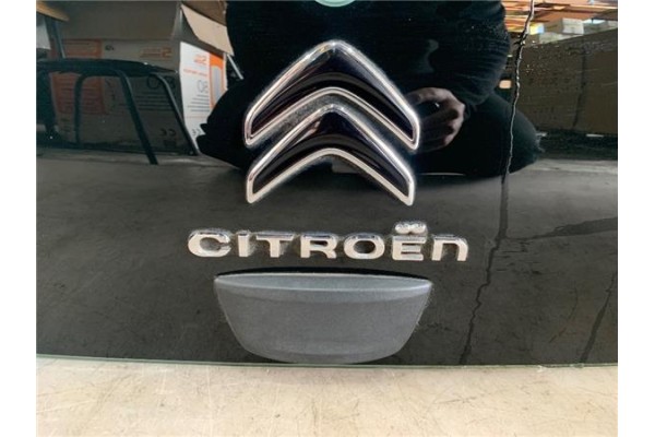 Recambio de porton trasero para citroen c1 1.0 city edition referencia OEM IAM B000825380 B001129380 