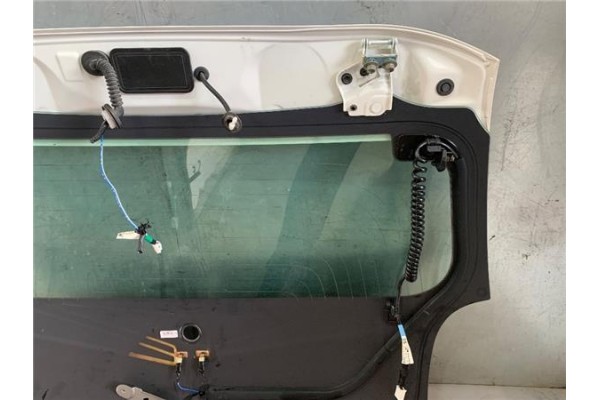 Recambio de porton trasero para citroen c1 1.0 city edition referencia OEM IAM B000825380 B001129380 