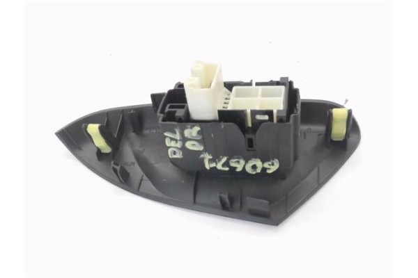 Recambio de mando elevalunas delantero derecho para citroen c1 1.0 city edition referencia OEM IAM B000954680  