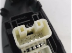 Recambio de mando elevalunas delantero derecho para citroen c1 1.0 city edition referencia OEM IAM B000954680  