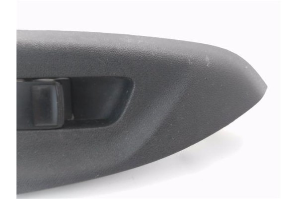 Recambio de mando elevalunas delantero derecho para citroen c1 1.0 city edition referencia OEM IAM B000954680  