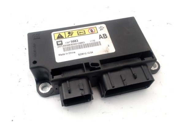 Recambio de centralita airbag para opel astra j 1.6 referencia OEM IAM 13574896 AS5683E000129953 