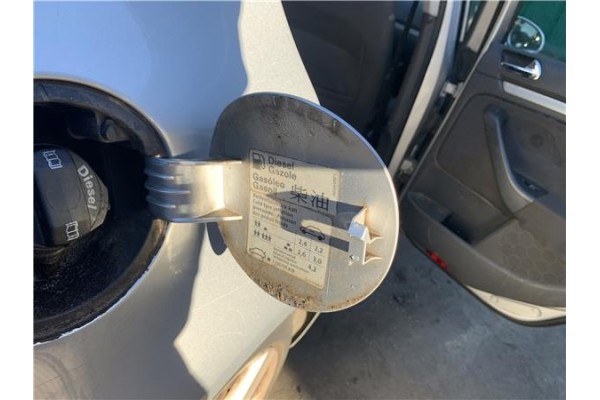 Recambio de tapa exterior combustible para volkswagen golf v (1k1) 2.0 tdi 16v referencia OEM IAM 1K6809857C  